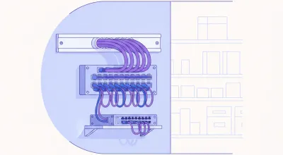 Ilustración de un cable de red UTP saliendo de una canaleta hacia un patch panel prolijamente cableado en la pared de un comercio