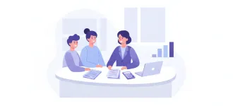 Dueños de una pyme reunidos con un asesor bancario revisando documentos y una calculadora para financiar su negocio